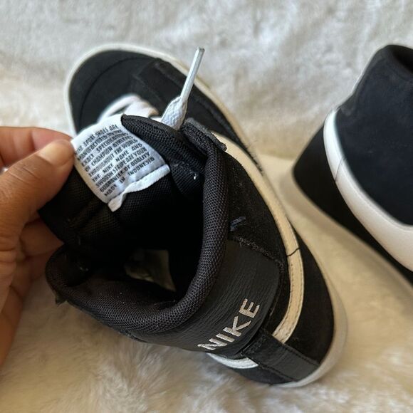 Nike Blazer Mid Suede Retro Black and White High-Top Sneakers - Picture 9 of 9